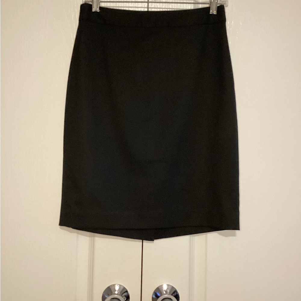 Banana Republic Factory NWOT Classic Black Pencil Skirt